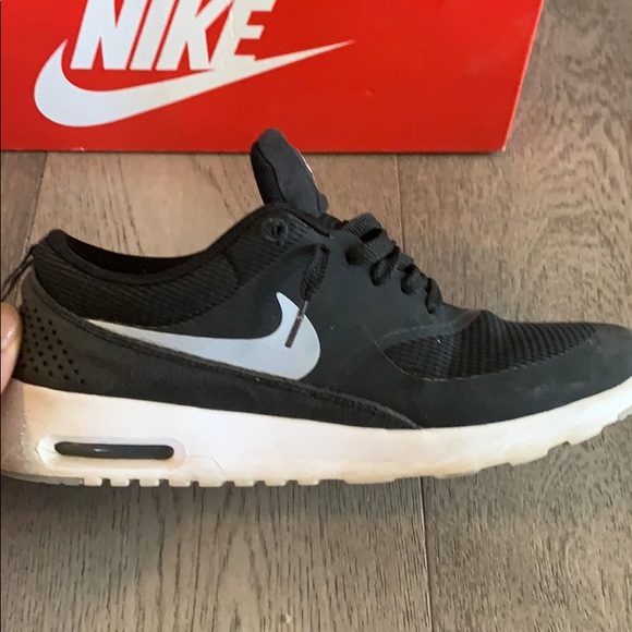 Too small - Picture 3 of 5